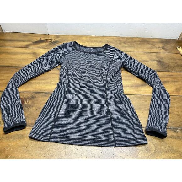 Lululemon Run Turn Around Shirt Womens 6 Gray Black Striped Long Sleeve - Picture 1 of 9